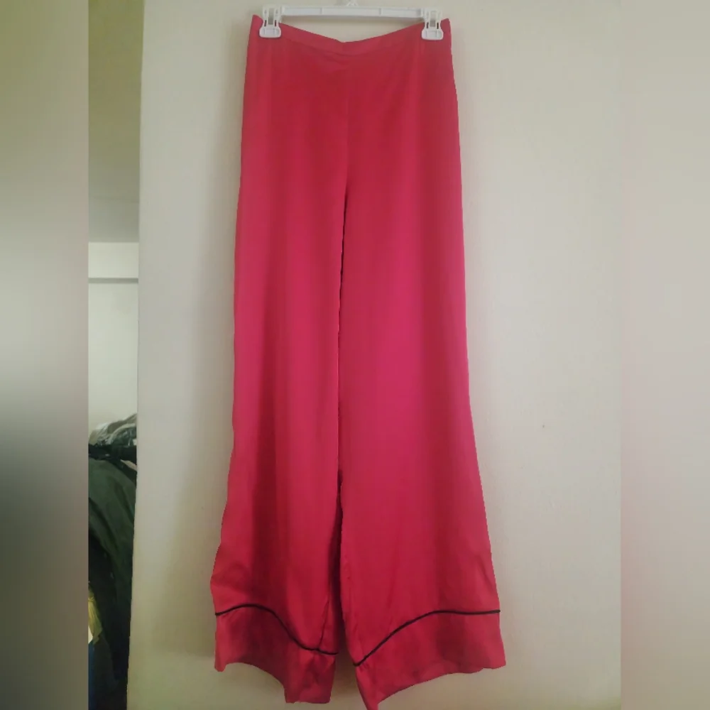 ZARA X BARBIE THE MOVIE WARNERBROS. SATIN EFFECT PANTs pink BNWT